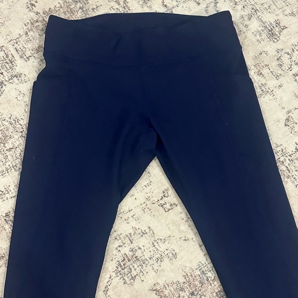 Lululemon Navy Blue Leggings - Picture 3 of 11